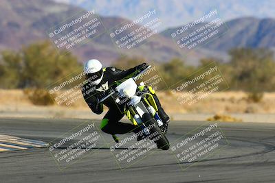 media/Jan-09-2022-SoCal Trackdays (Sun) [[2b1fec8404]]/Turn 14 (10am)/